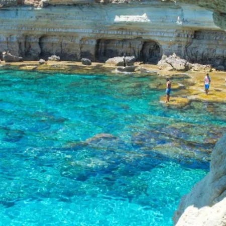 Your Dream In Paralimni, Paralimni 1215 فيلة بروتاراس